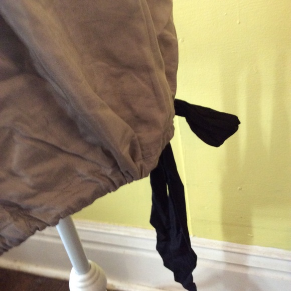 YA DA NWT Gray Gathered Cotton/Silk Top Size L - Picture 8 of 16